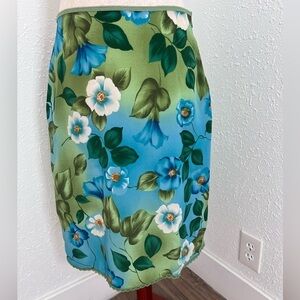 CLEAR-OUT VNTG Y2K Floral Midi Skirt